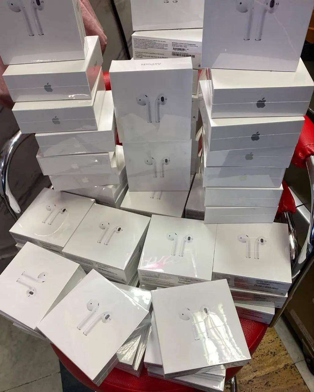 AirPods 2nd Generation (MOQ: 10 Pcs)