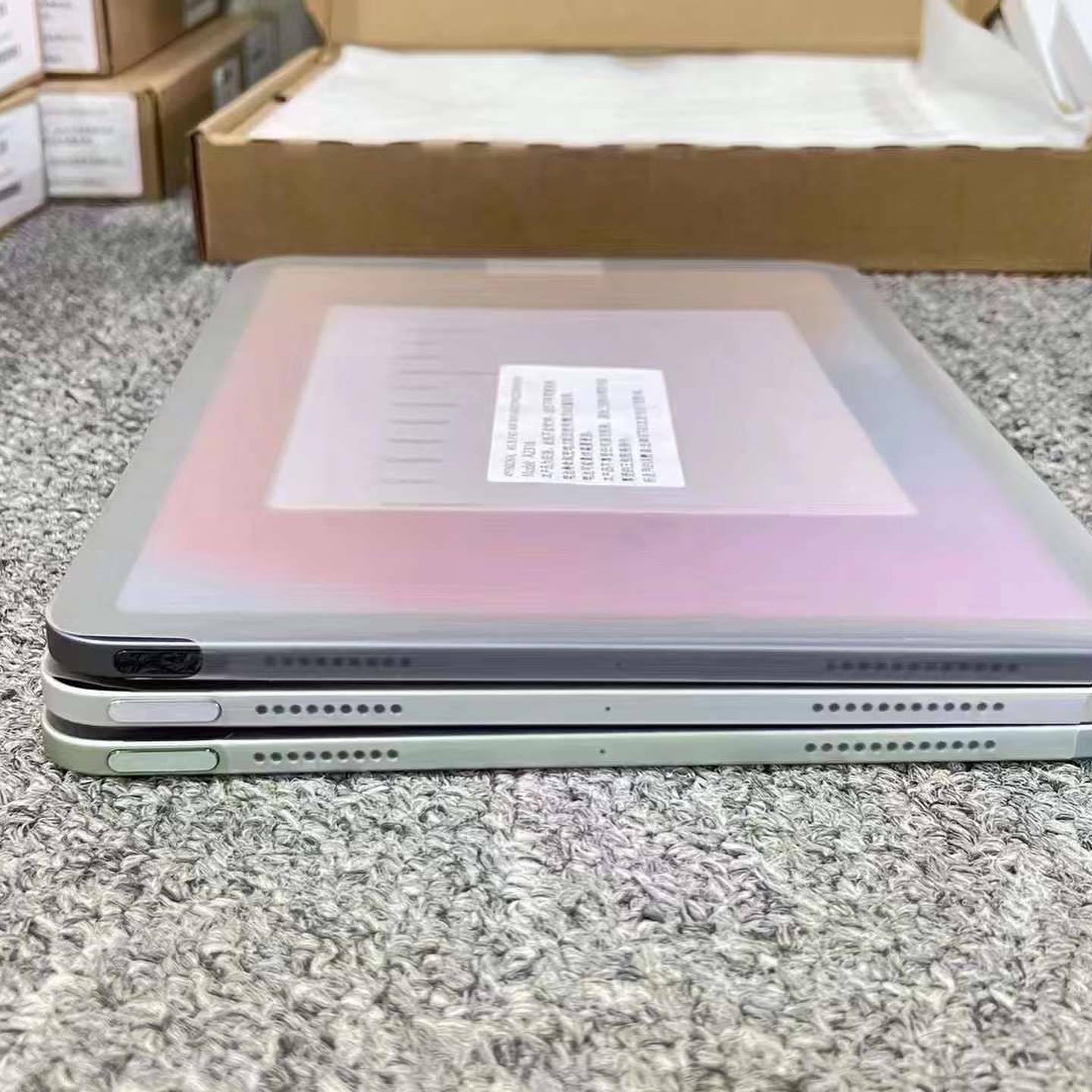 iPad Air 4th Gen (MOQ: 10 Pcs) - Image 2