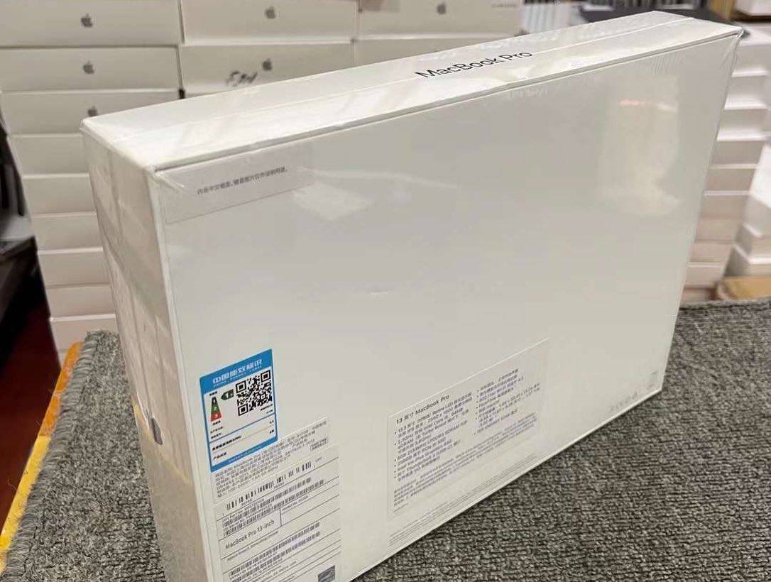 MacBook Pro 13-inch M2 (MOQ: 10 Pcs) - Image 4