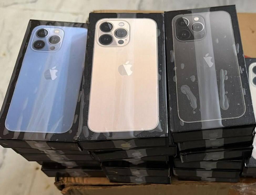 iPhone 13 Pro (MOQ: 10Pcs)